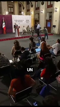 AMLO reprende ataque de normalistas contra Palacio Nacional