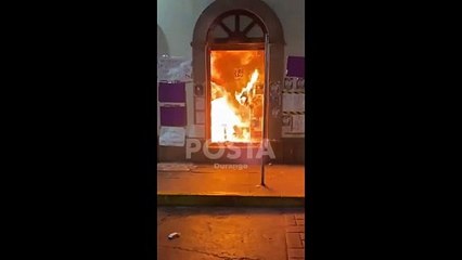 Incendian tienda Coppel de Durango tras feminicidio ocurrido en su interior