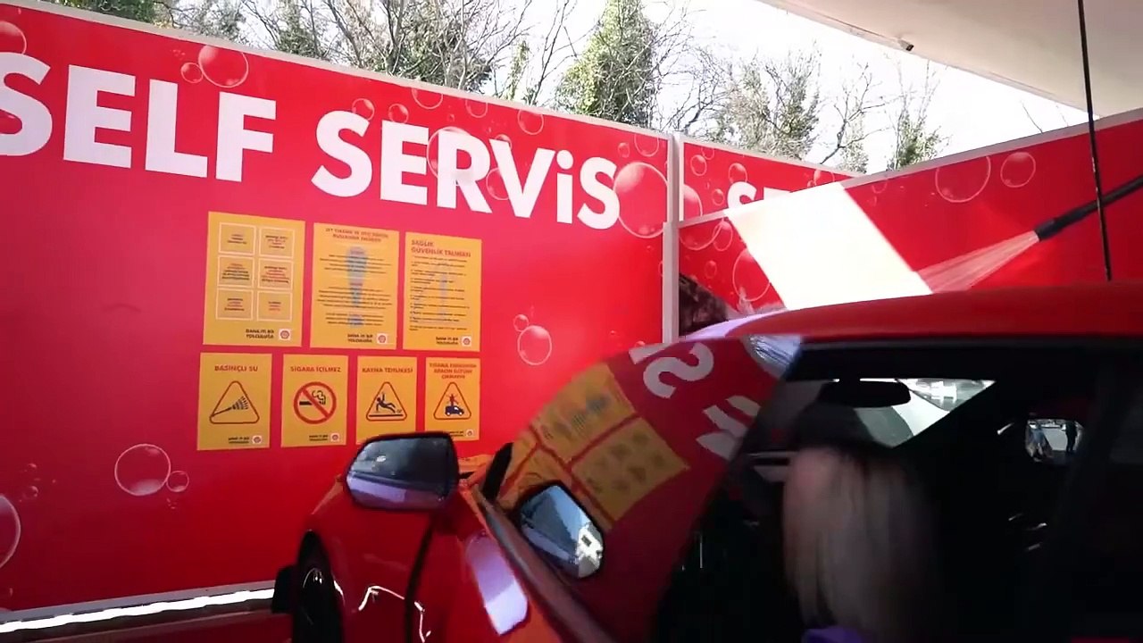 Rulomatik™ Car Drying Towel Vending Machines (1)