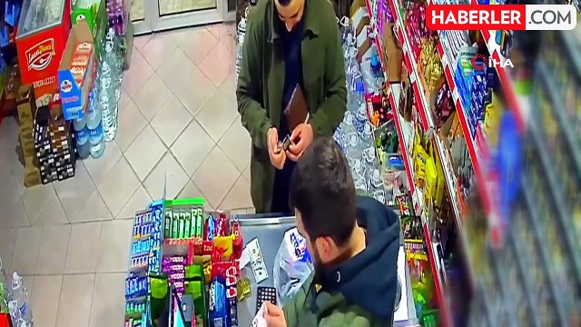 Arnavutköy'de Sahte Dolarla Alışveriş Yapıldı