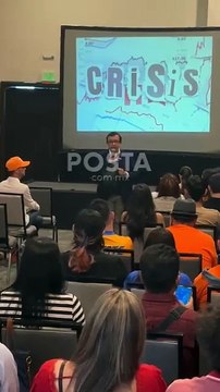 Imparte David Dorantes conferencia sobre política y redes sociales en Monterrey