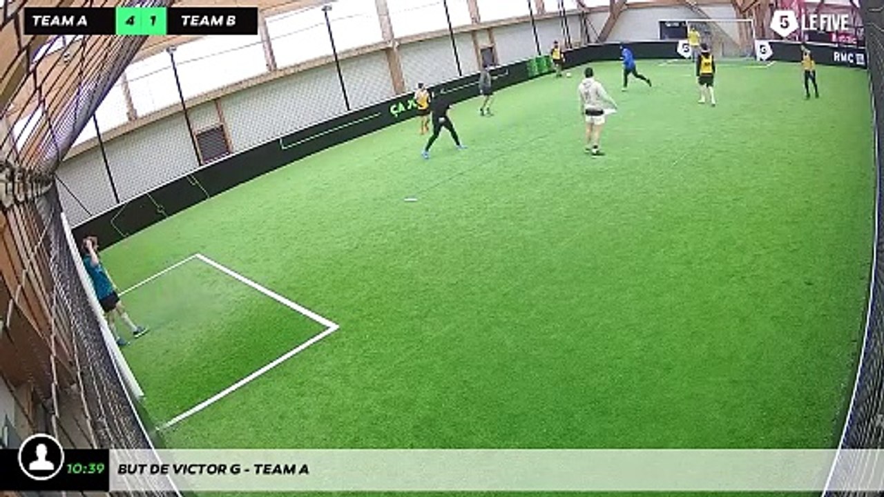 But de Victor G - Team A