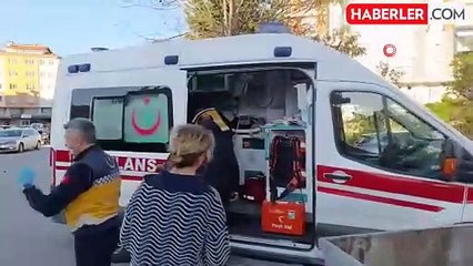 Kontrolsüz Kavşakta Trafik Kazası: Bir Sürücü Hastaneye Kaldırıldı