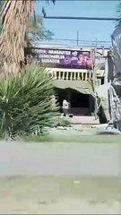 ¡Lo que nos faltaba! Grúa derrumba puente en San Nicolás