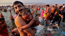 Hindistan’da Maha Kumbh Mela festivali: 500 milyondan fazla kişi kutsal nehirlerde yıkandı