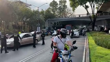 Trabajadores del IMSS Bienestar se manifiestan a las afueras del INE