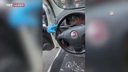 Durdurulan araçtaki gizli bölmede uyuşturucu ele geçirildi