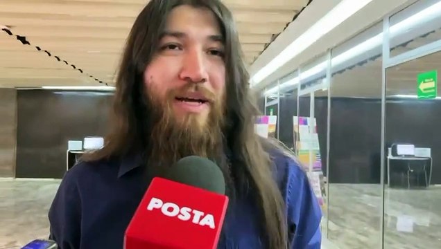 Piden a Adrián de la Garza regresar camionetas y escoltas estatales