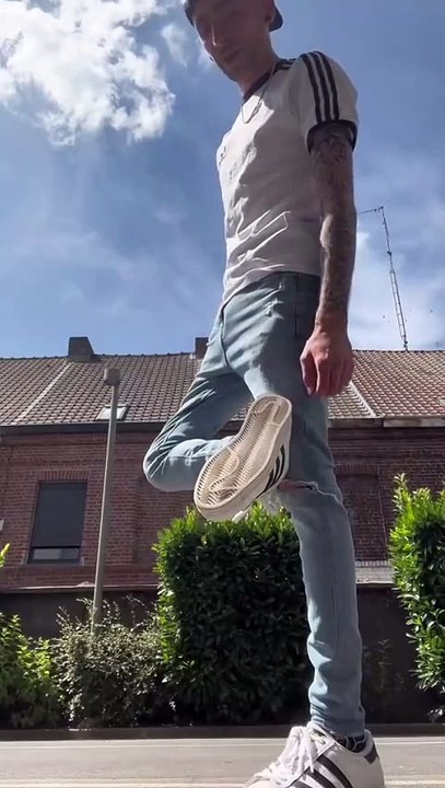 Quand tu marche dans la 💩