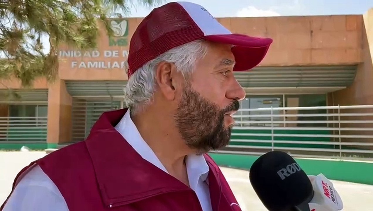 Recorre Gerardo Covarrubias calles de la colonia Manantiales en Ramos Arizpe