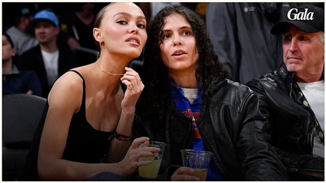 GALA VIDEO - Lily-Rose Depp éperdument amoureuse de sa petite-amie 070 Shake : de tendres clichés dévoilés