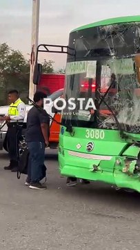 Choque de ruta y transporte de personal deja 14 heridos en Apodaca