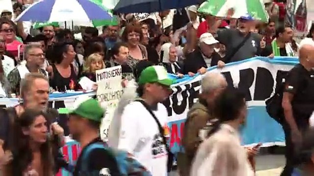 Music and chants as Argentinians protest against President Milei's austerity