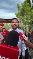 Llega Álvarez Máynez en el fosfobus al municipio de la naranja