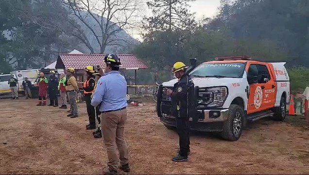 Reanudan labores contra incendio forestal en Sierra de Santiago