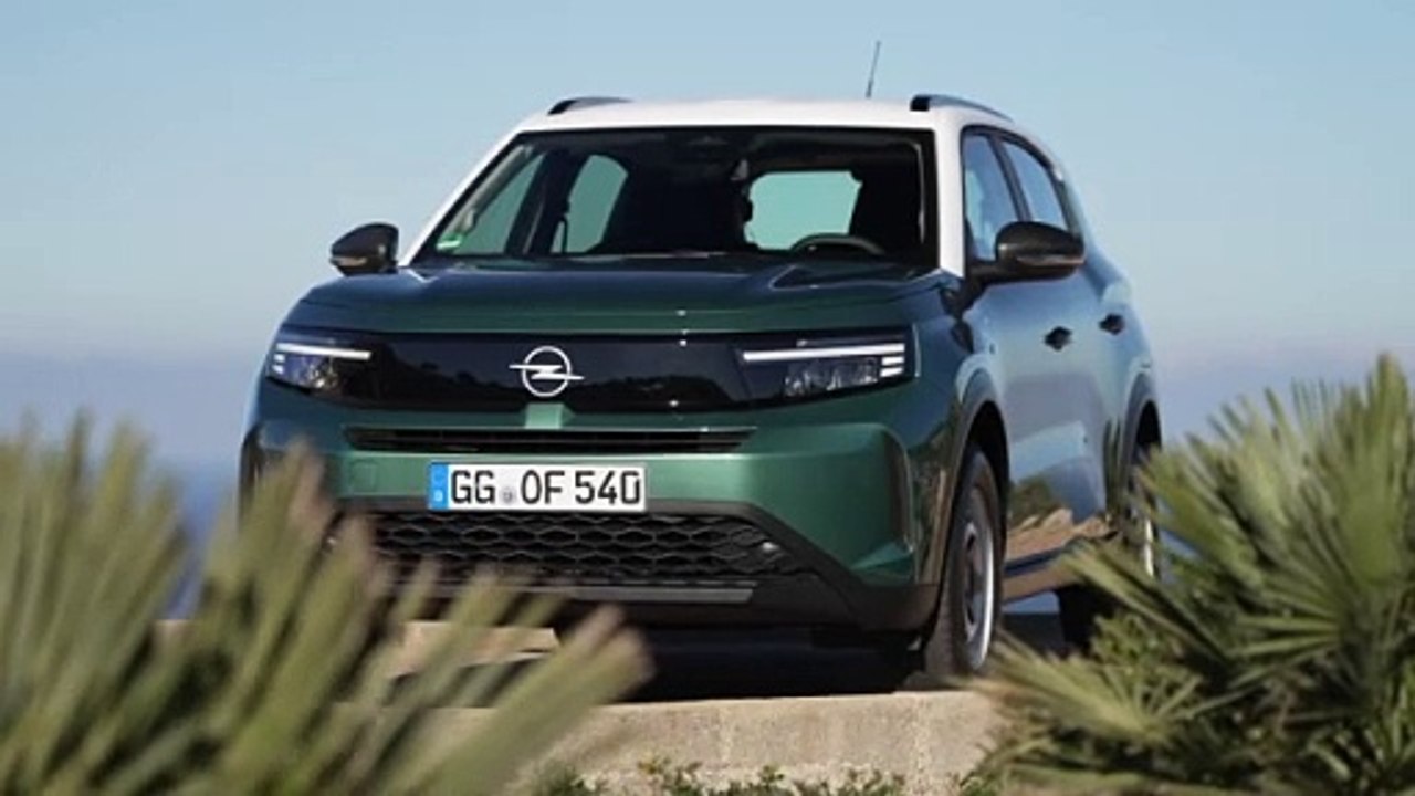 Opel Frontera (Statique)