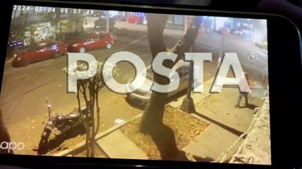 Hombre incendia vehículo estacionado y es captado por cámaras de seguridad