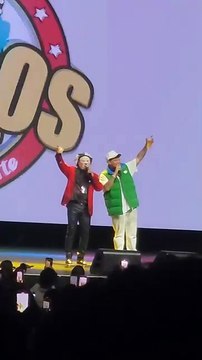 Eduin Caz se echa Palomazo en show de Brincos Dieras en Los Ángeles (VIDEO)