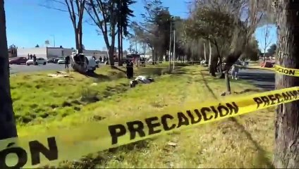 Choque fatal, muere familia de tres personas en la Toluca-Palmillas (VIDEO)
