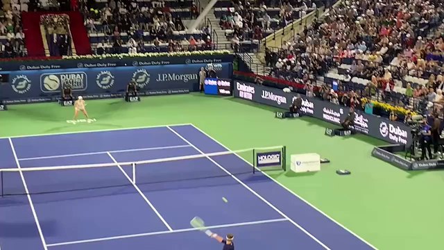 Barbora Krejčíková claims women's singles title at Dubai Tennis Championship