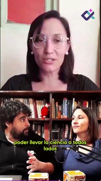 Es una apasionada de su trabajo y le encanta compartir su conocimiento con los demás.