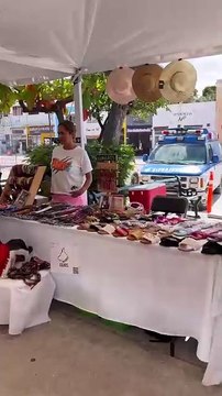 Bazares en parques de Mérida mueven el emprendimiento local