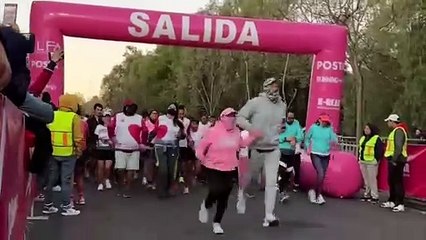 2,500 Corazones latiendo en Chapultepec, en la San Valentín Run