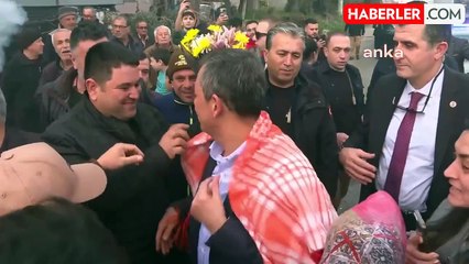 CHP Genel Başkanı Özgür Özel, Gökkaya Mahallesi'nde Coşkuyla Karşılandı