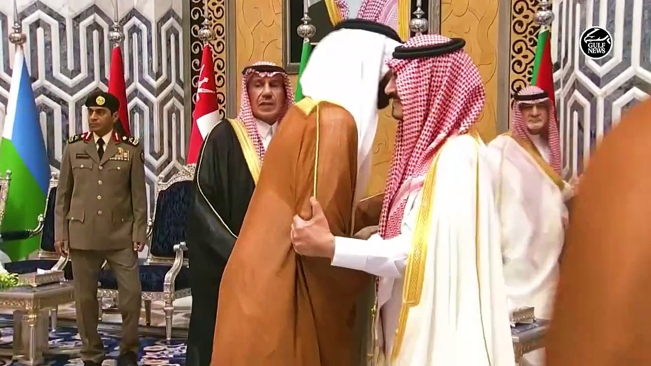 Arab Summit: Mansour bin Zayed arrives in Jeddah, joining key regional ...