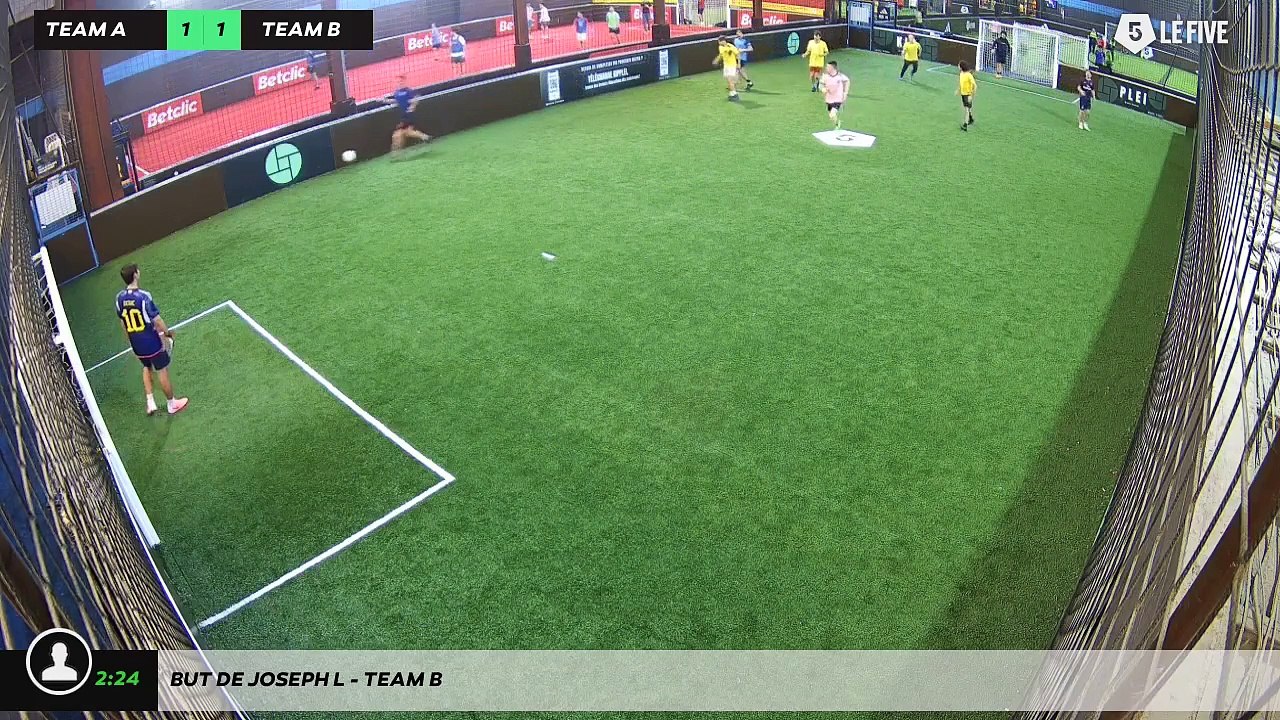 But de Joseph L - Team B