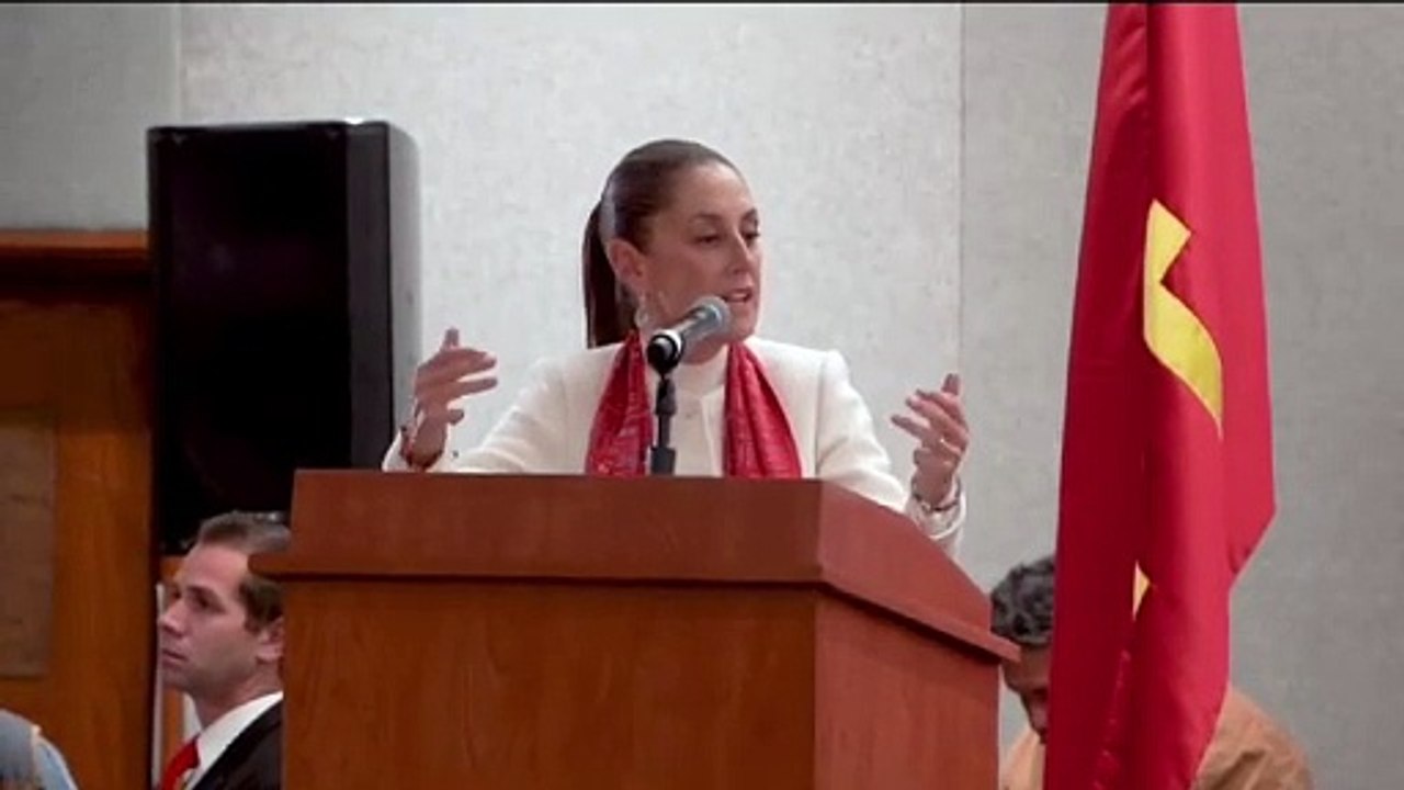 Vamos a seguir construyendo un mejor México, recibe Sheinbaum constancia de PT