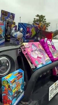 Secretaría de Igualdad e Inclusión y jeeperos llevan ayuda a Iturbide