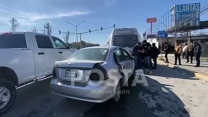VIDEO | Detienen a dos hombres con auto robado en Juárez
