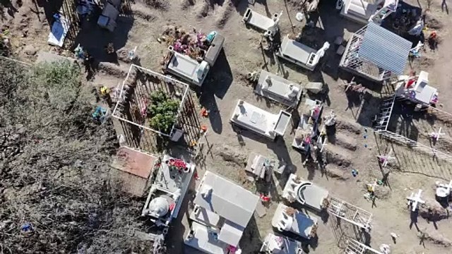 El panteón que guarda en sus tumbas la muerte de 5 hijos de una familia en cuestión de días