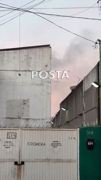 VIDEO | Bomberos controlan incendio que afectó bodega en Monterrey
