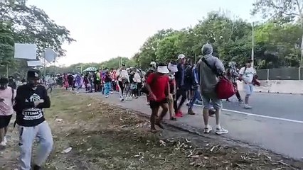 Parte caravana migrante desde Tapachula, en la nueva era Trump