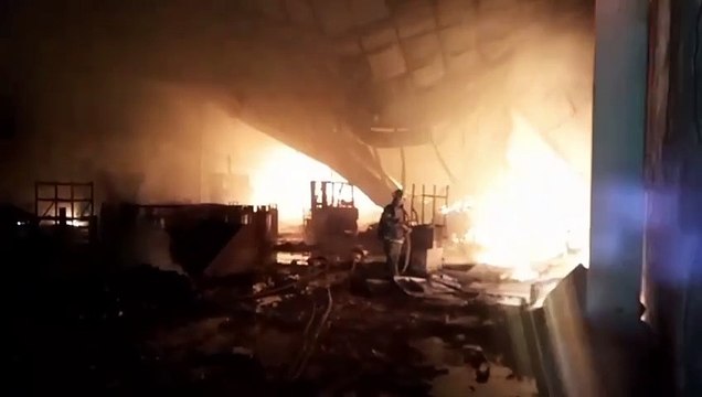 Colapsa bodega en Escobedo tras incendio: 4 lesionados graves trasladados al hospital