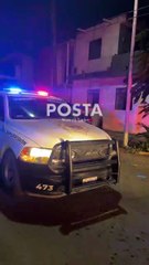 VIDEO | Camioneta en llamas moviliza a cuerpos de emergencia en Monterrey