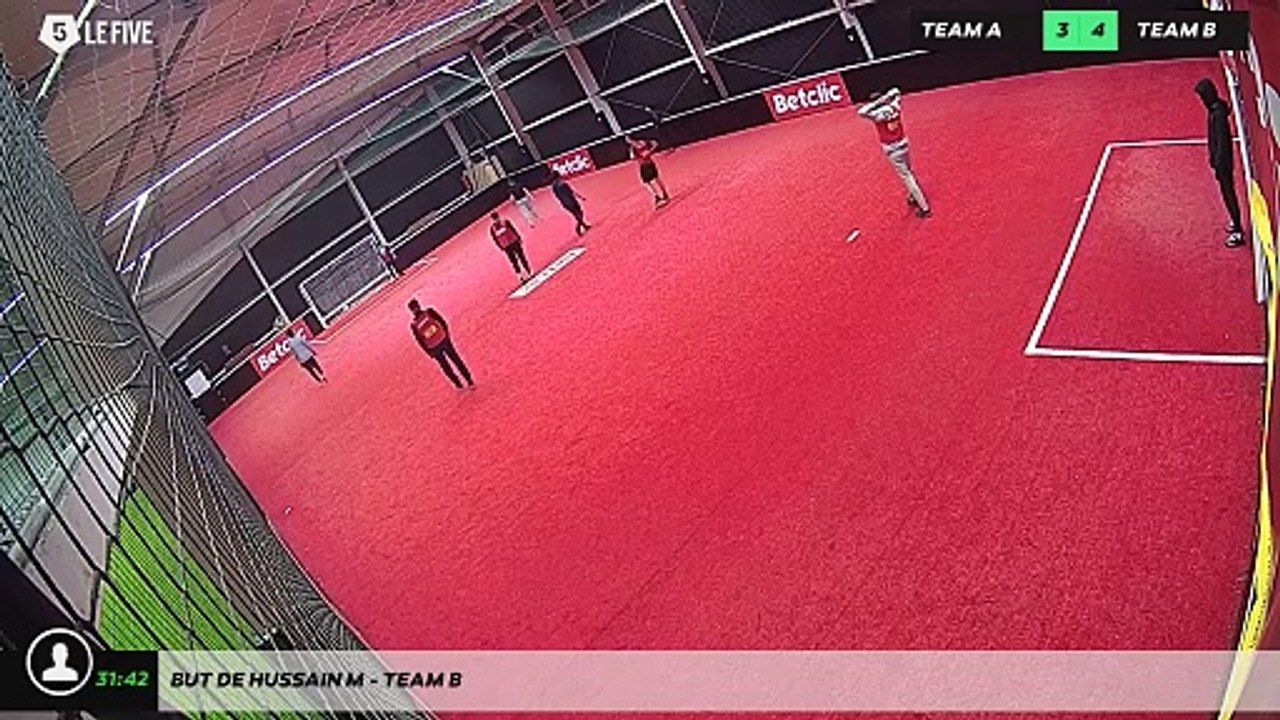 But de Hussain M - Team B