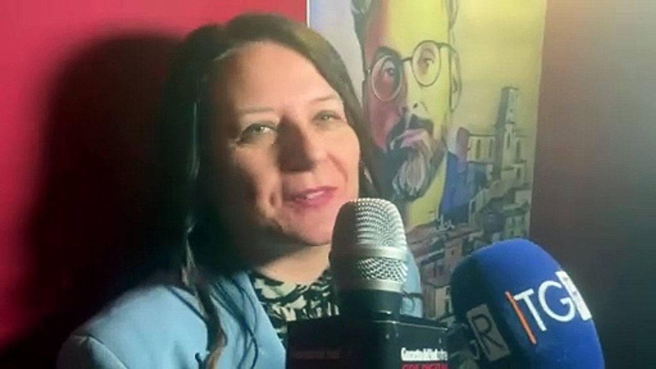 Sanremo 2025, la sindaca di San Fili: !"La Calabria orgogliosa di Brunori". E' suo il premio Bardotti per il miglior testo