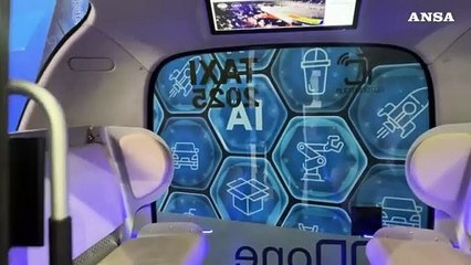 A&T, a Torino il futuro viaggia su un taxi senza conducente