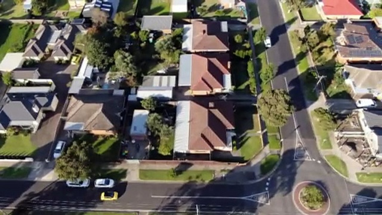 Foreign investors to be banned from buying existing homes