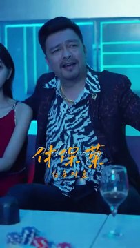 After five years of love, he humiliated her on their wedding day. She left, heartbroken. Later, the once-arrogant man knelt in the rain, begging for her return—but she was already married.