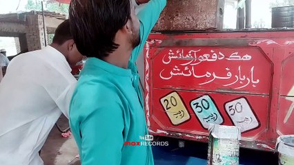 Famous Kulfi of Daro 🍦 Arore Trip | Sindhi Kulfi | Shikarpur Street Food | Vlog | max RECORDS