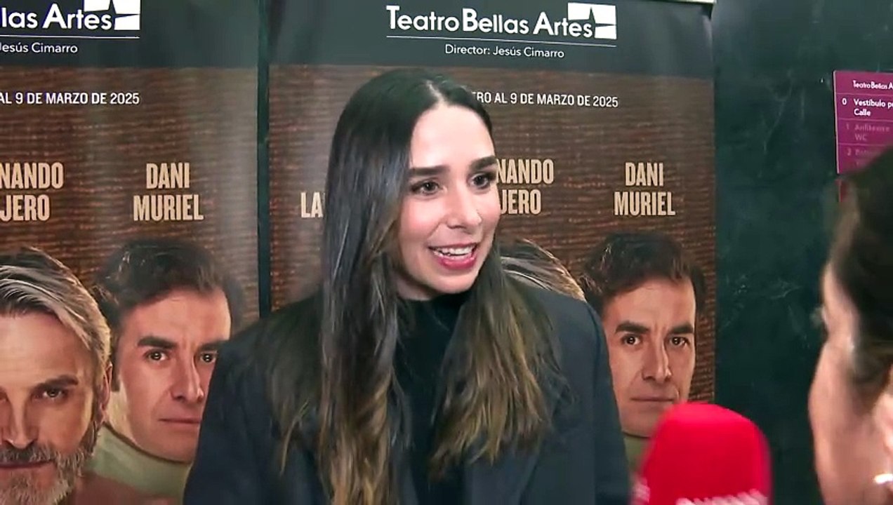 Candela Serrat, en la gran noche de su marido Dani Muriel, comunica el motivo por el que su padre Joan Manuel Serrat no ha acudido