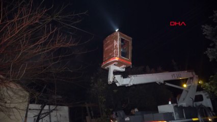 Antalya'da müstakil evin çatısı yandı