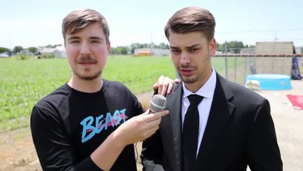 Paying People $10,000 To Eat Ghost👻 Pepper 🌶️ | Mr Beast |