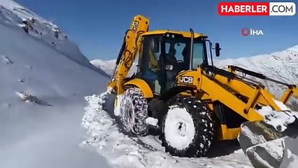 Siirt'te Kar Mücadelesi: 29 Köy ve 8 Mezra Yolu Yeniden Ulaşıma Açıldı