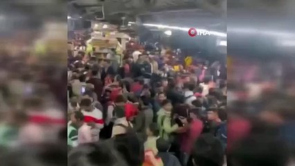 Tren istasyonunda izdiham: 18 kişi hayatını kaybetti