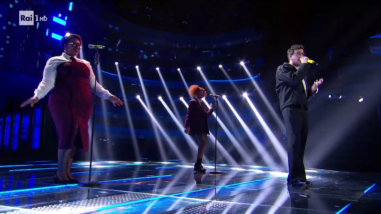 Sanremo 2025 seconda serata Willie Peyote canta Grazie ma no grazie